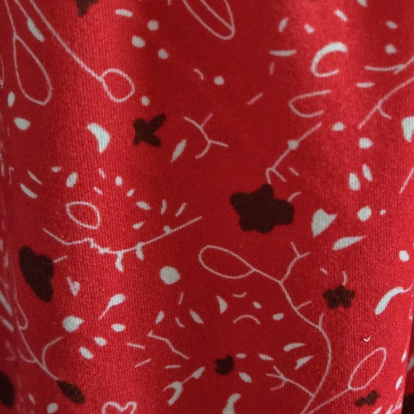 Ditsy Floral Print Red Tank Top Size 3XL (18W) Tunic Length Round Neck Stretch - Picture 6 of 12